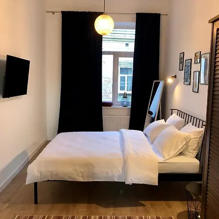 Park In The Heart Of The City Appartement