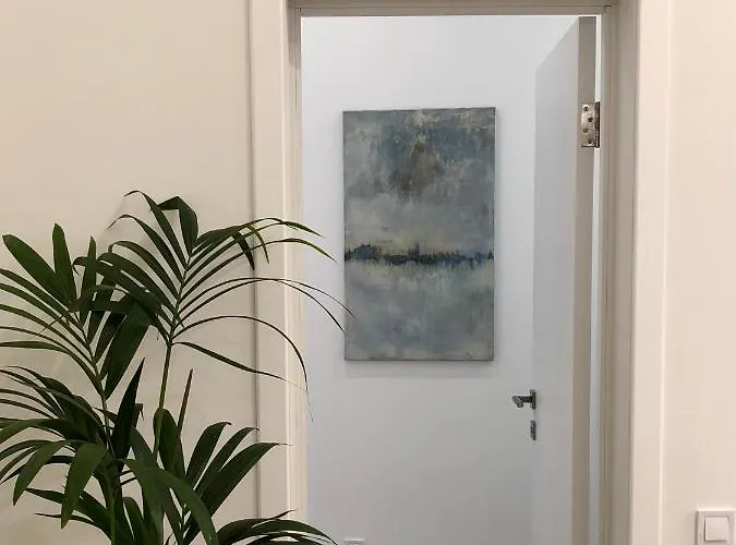 Апартаменты Park In The Heart Of The City