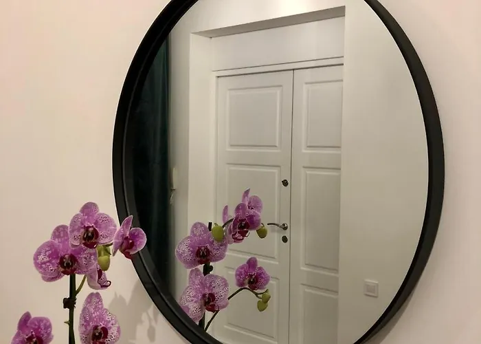 Апартаменты Park In The Heart Of The City